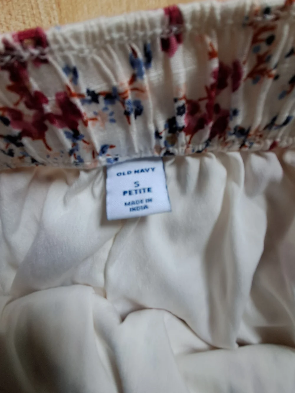 Old Navy flowy cream